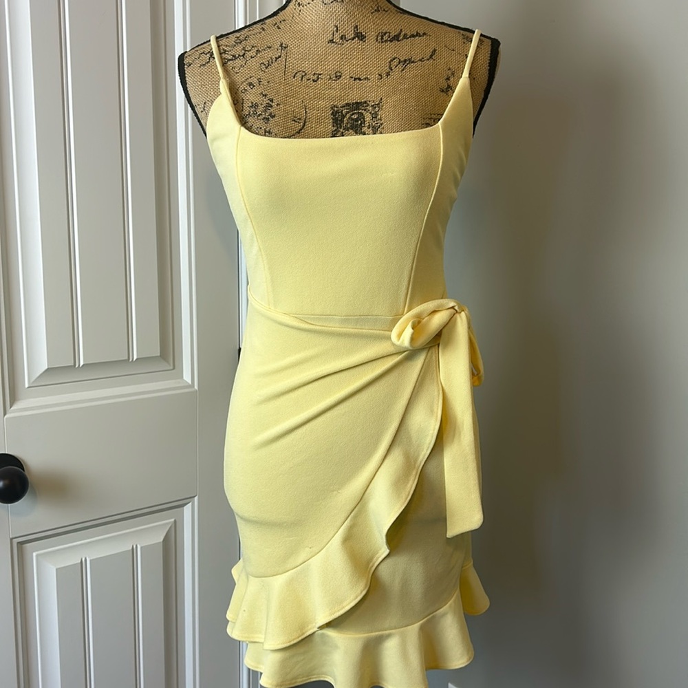 Lucy in the Sky Dress in Light Yellow - Size XS